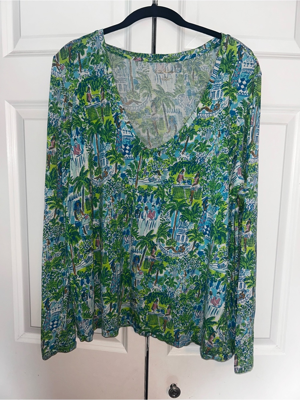 Lilly Pulitzer Green and Blue Tropical V-Neck Long Sleeve Top